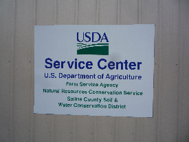 USDA REFLECTIVE SIGN DAYTIME.png (89870 bytes)